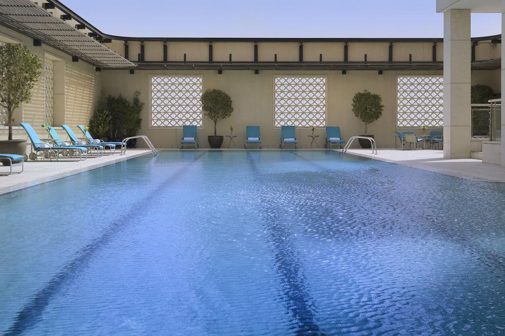 Courtyard By Marriott Kuwait City Esterno foto