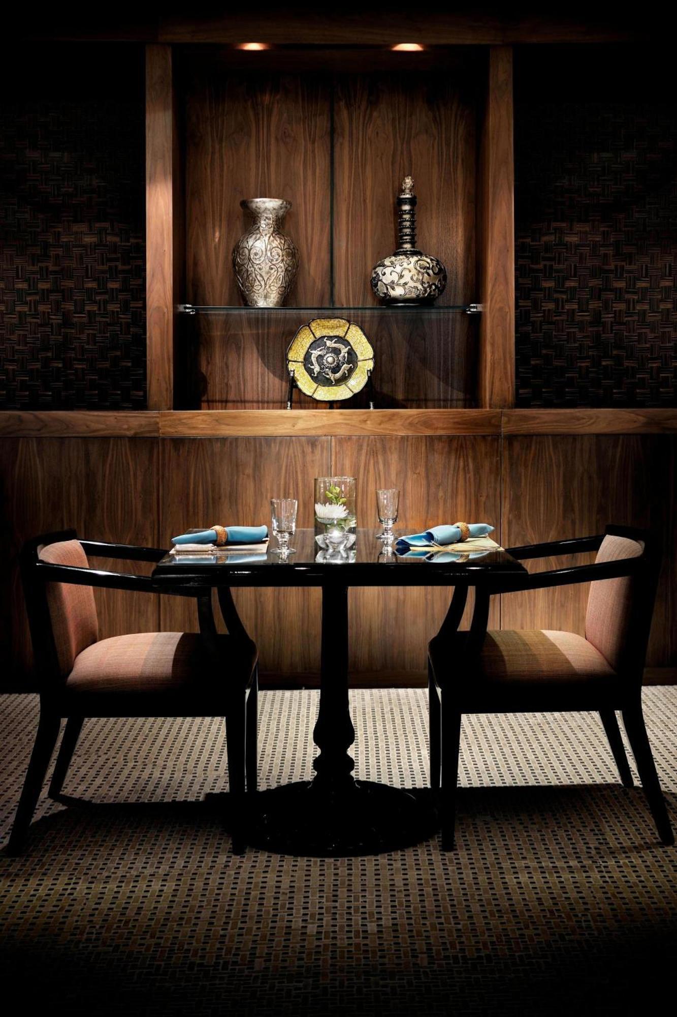 Courtyard By Marriott Kuwait City Esterno foto