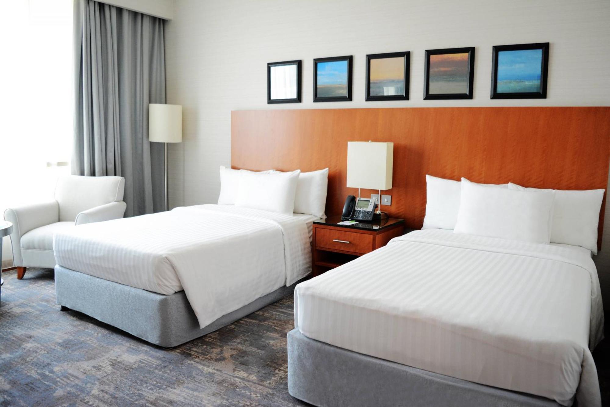 Courtyard By Marriott Kuwait City Esterno foto