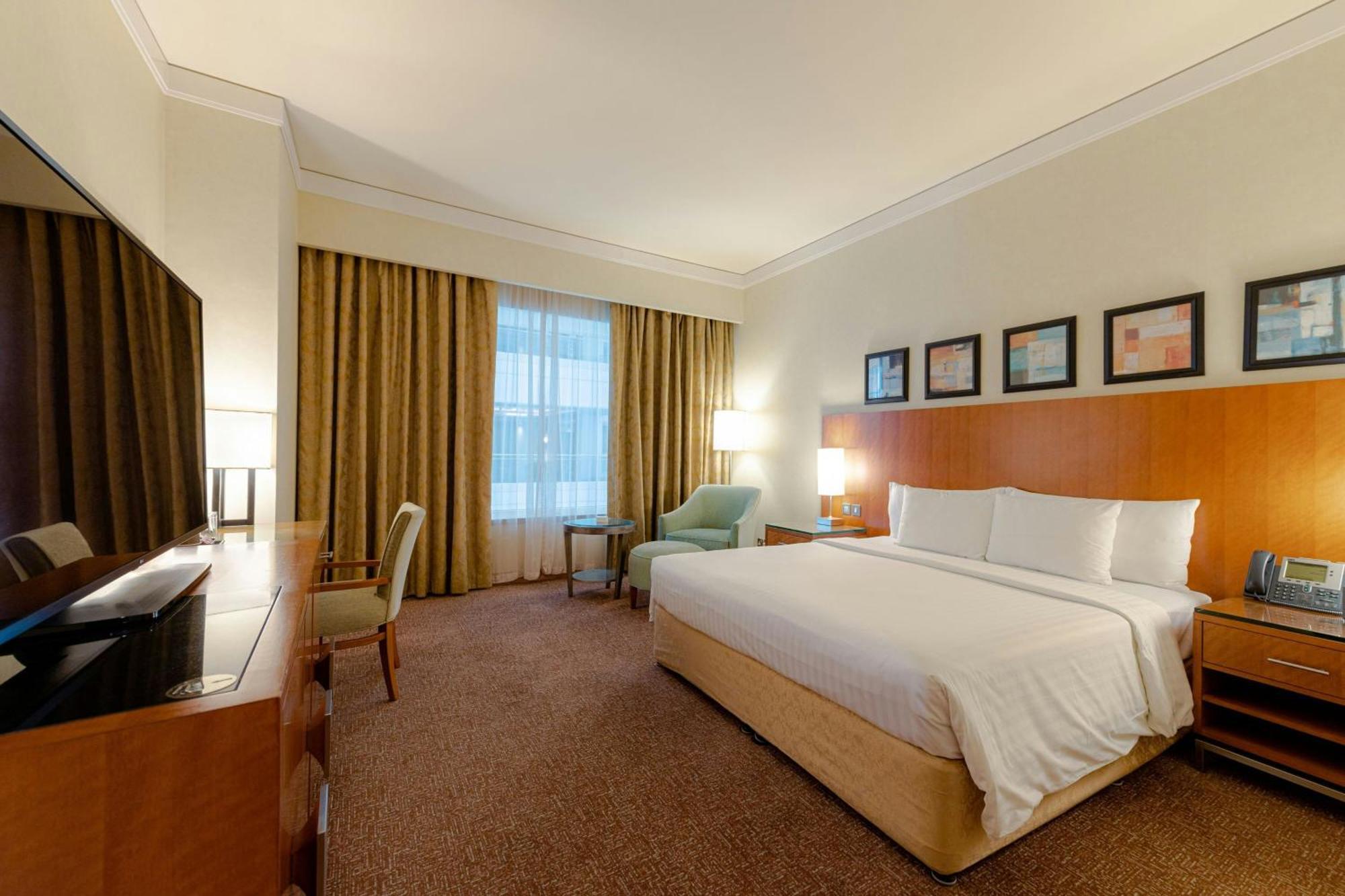 Courtyard By Marriott Kuwait City Esterno foto